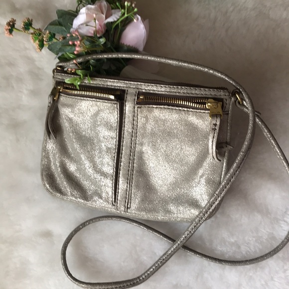 Fossil shimmer metallic Leather small Crossbody - Picture 2 of 13
